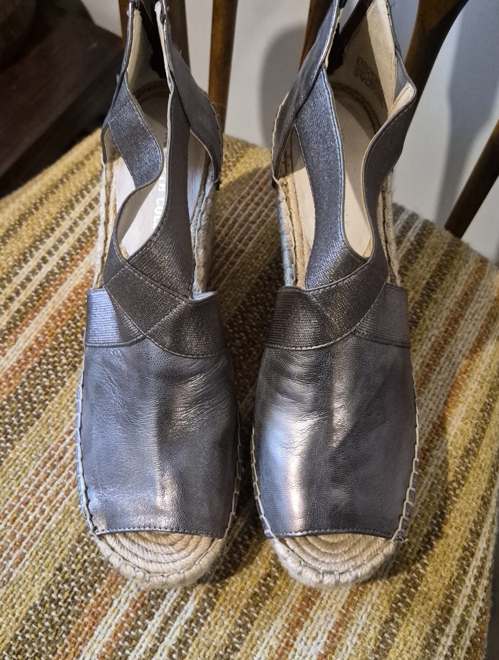 Kenneth Cole Wedges Brand New